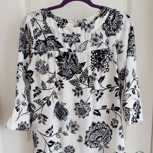 Tunic blouse with navy botanical print
